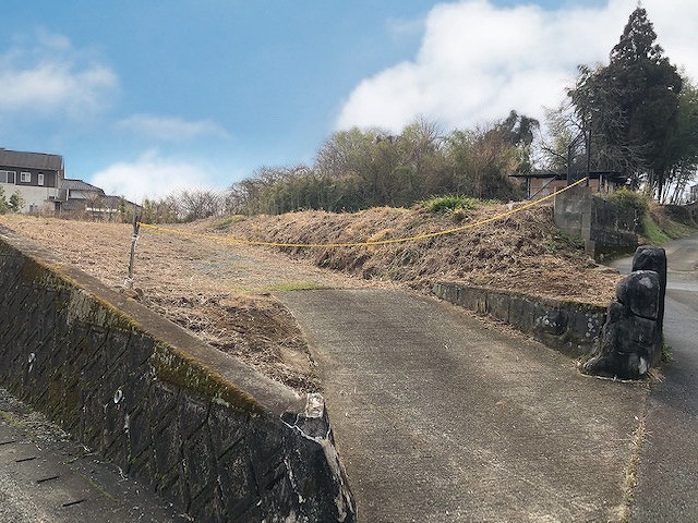 【植木町田底】敷地広々100坪以上！小学校まで徒歩4分☆