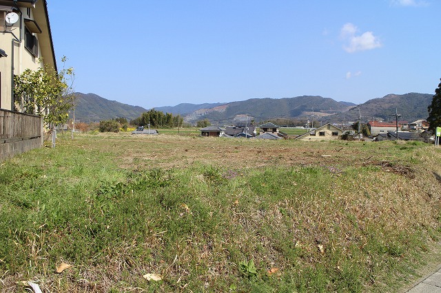 【山鹿市中】閑静な住宅街☆残り1区画！建築条件無し物件