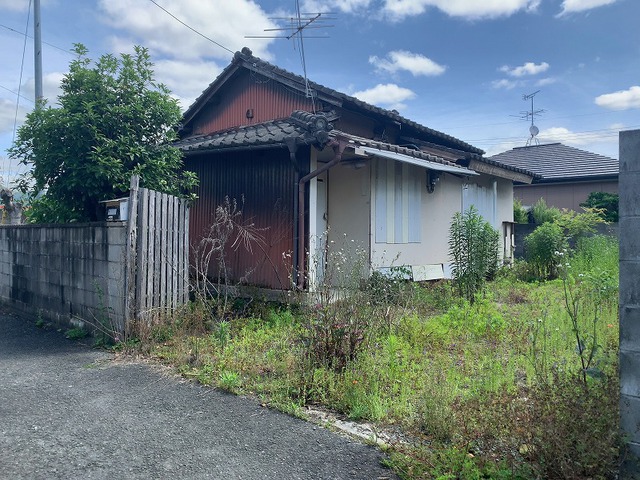 【山鹿市鹿本町来民】建築条件なし☆鹿本小・鹿本中学校まで徒歩10分圏内